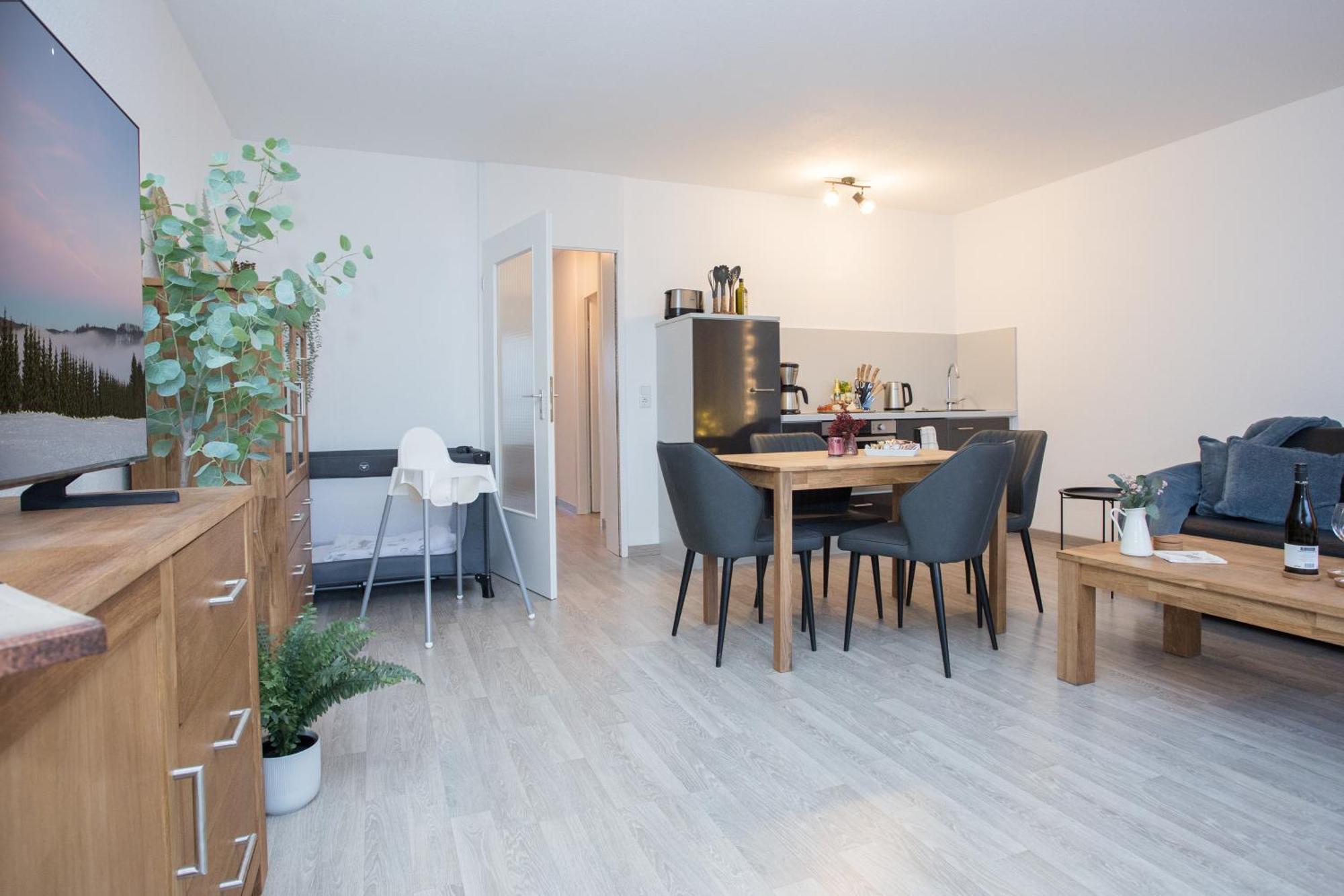 Deluxe Apartment - Sauna & Pool - Free Parking วินเทอร์แบร์ก ภายนอก รูปภาพ