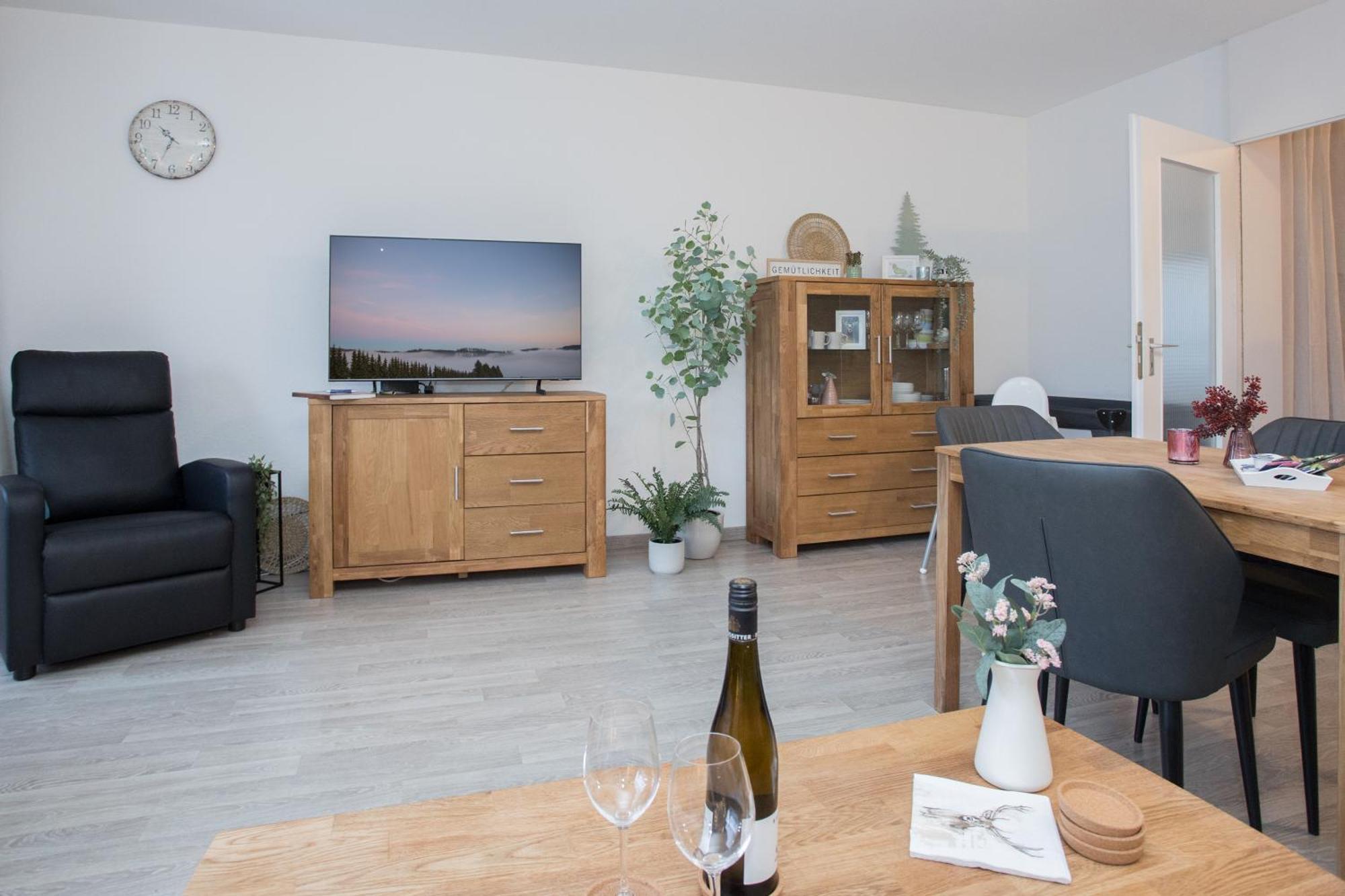 Deluxe Apartment - Sauna & Pool - Free Parking วินเทอร์แบร์ก ภายนอก รูปภาพ