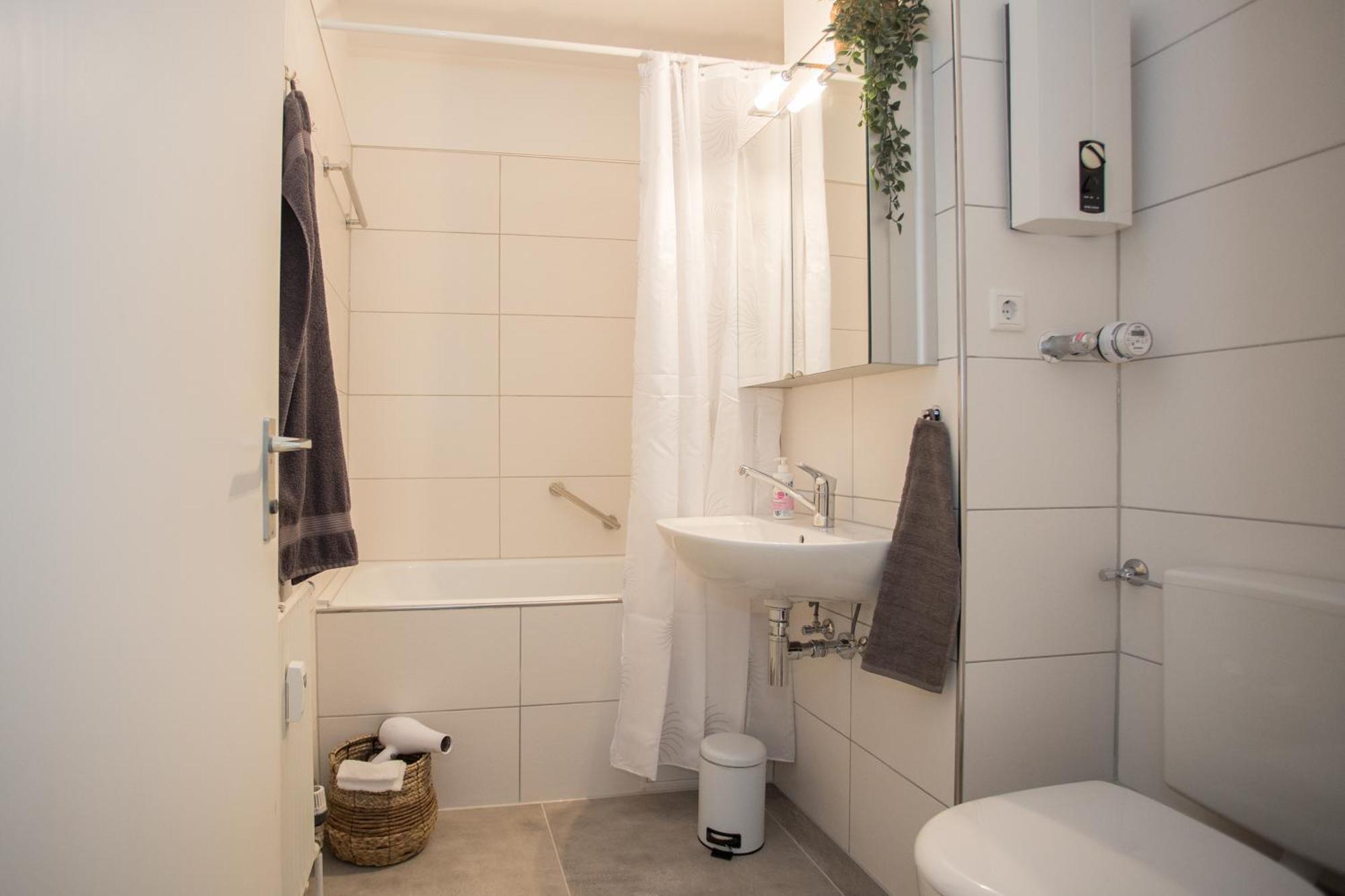 Deluxe Apartment - Sauna & Pool - Free Parking วินเทอร์แบร์ก ภายนอก รูปภาพ